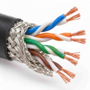 Close-up of copper conductor with mica tape and XLPE insulation on fire-resistant control cable